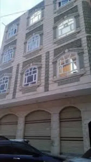 30 ft² 4 Bedrooms Apartments for Rent in Ibb Dhihar