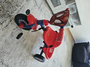 Kids tricycle