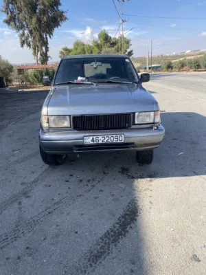 Used Isuzu Trooper in Amman