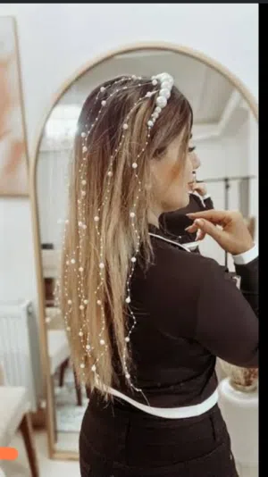 إكليل ورد للعروس (ریسه گل عروس)