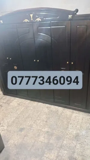 خزانه بحال الوكاله استخدام خفيف نوع خشبها لاتيه 18 وكلها زان الموقع الزرقاء الجديده سعر الحرق  هذا ر