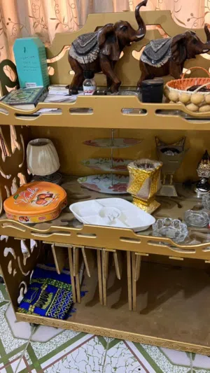 ميز نظيف ومترتب