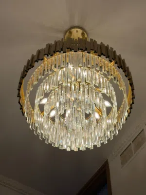Chandelier almost new