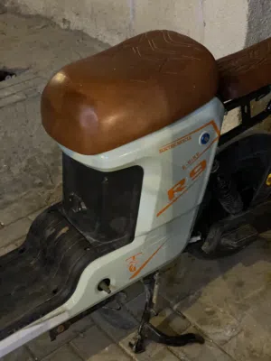دراجه شحن R9 و6 بطاريات