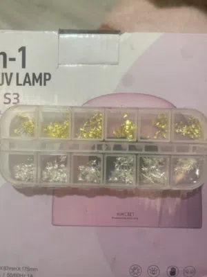 بلك تزيين أظافر ذهبي وفضي على شكل نجوم مستعمل