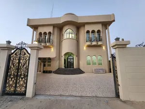 More than 6 bedrooms . Unfurnished . Yearly3