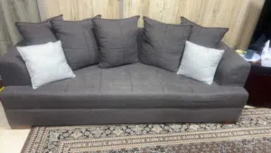 طقم كنب لون بني