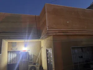 بيت للبيع في منطقه الحسينيه قرب شارع ابر سمير