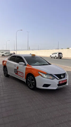 Used Nissan Altima in Al Batinah