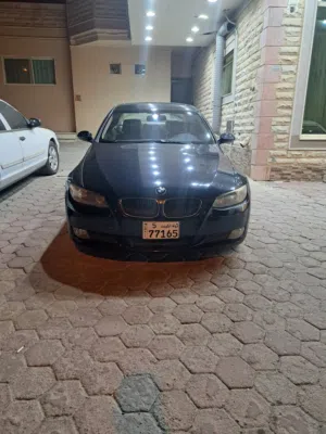 بي ام دبليو 2009 للبيع نظيف جدآ
