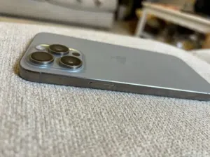 Apple iPhone 15 Pro Max 256 GB in Al Riyadh