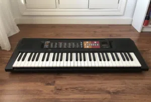 أورق ياماها Yamaha PSR-F51 شبه جديد - نظافة تامة