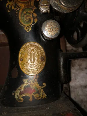Vintage 1950 Singer 15K Sewing Mach Rare Original Decals ماكينة خياطة سنجرنادرة (Singer 15K)