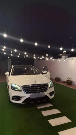 للبيع مرسيدس s560 4 matic
