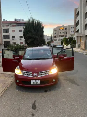 Used Nissan Tiida in Amman