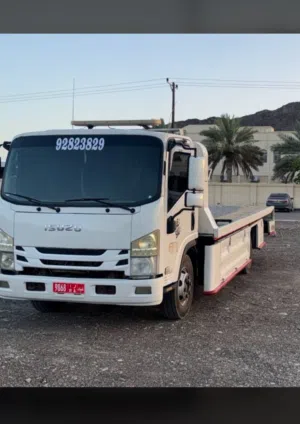 يوجد لدينا رافعه لنقل المركبات ع مدار 24 ساعه