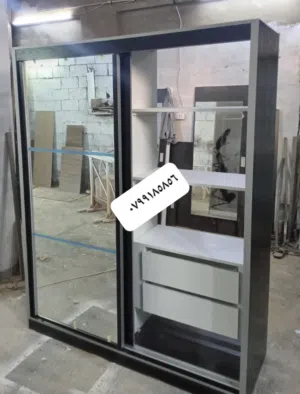 خزائن ملابس خشب لامنيت 18م عرض 120 سانتي كفاله على جميع اعمالنا