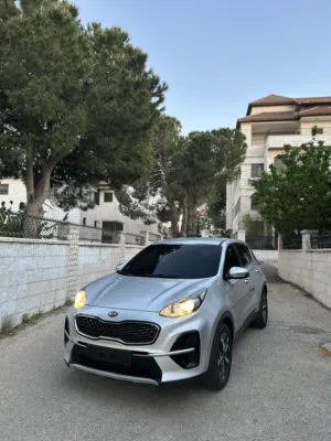4*4Kia sportag بسعر حرق