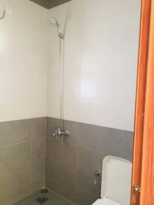 110 m2 3 Bedrooms Apartments for Rent in Muscat Al Mawaleh