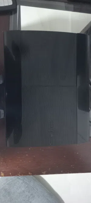 بليستيشن 3 للبيع نضيفة جدا