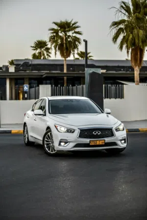 للبيع انفنتي Q50 2024