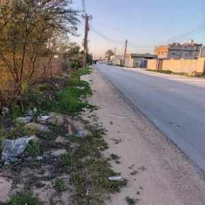 أرض على رئيسي الصوبات سكني تجاري