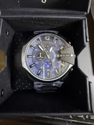 Brand new Diesel Mega Chief Round Blue Dial Men'S Watch