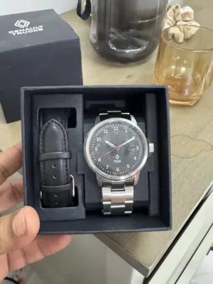 Renault watch brand new