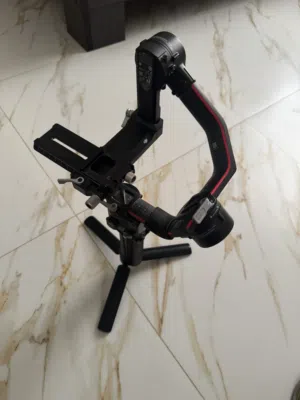 Dji RS2 gimbal with carry bag