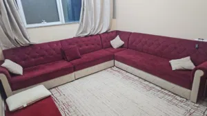 طقم كنب لون خمري