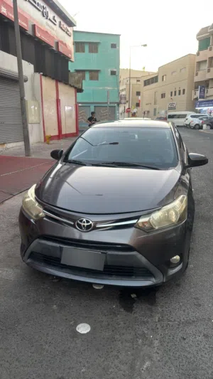 ‏تويوتا ‏.‏ يارس ‏.‏ 2015 ‏.‏ مستعمل‏0