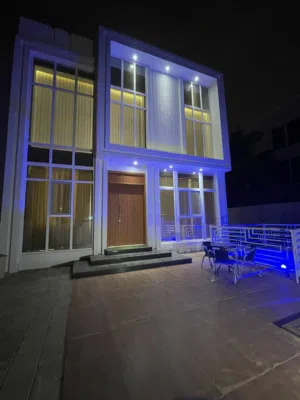 4 Bedrooms Chalet for Rent in Dhofar Salala