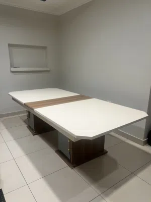 طاولة طعام للبيع