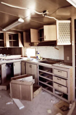 نحن نشتري جميع أنواع الخردة المعدنية والنوافذ والأبواب المصنوعة من الألومنيوم والنوافذ والأبواب الفو