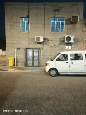 دار للبيع في القبلة