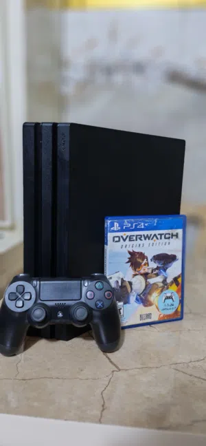 Sony Ps4 pro / سوني بلي 4 برو ذاكرة 1 تيرا اونلاين شغال 100٪ ويا لعبة اوفر ووتش