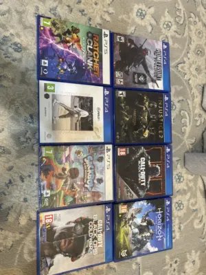 للبيع ألعاب PS4 و PS5