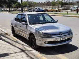 بيجو فرنسي 306