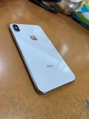 Apple iPhone XS Max 64 GB in Baghdad