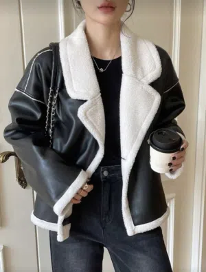 معطف نسائي جلد ثقيل – ميديم  Women’s Heavy Leather Coat – Medium  वुमेन्स हेवी लेदर कोट – मीडियम