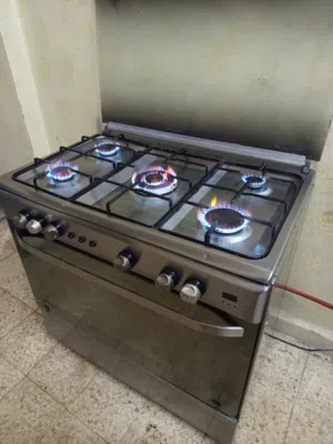 فرن غاز خمس عيون ستانلس ستيل  نوع ناشونال  فخم
