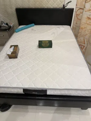 Black leather Bed