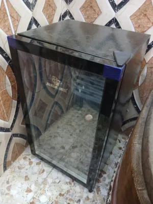 ثلاجة عارضة صغيرة جديدة