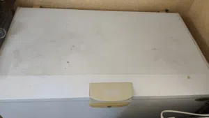 فريزر نظيف