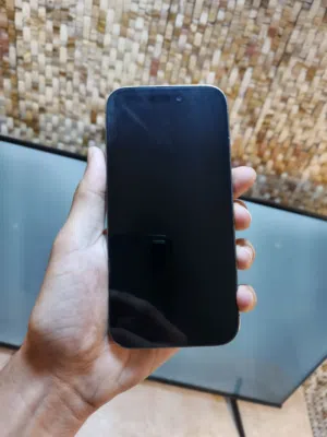 Apple iPhone 14 Pro 256 GB in Basra