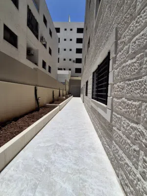 160 m2 3 Bedrooms Apartments for Sale in Amman Jubaiha