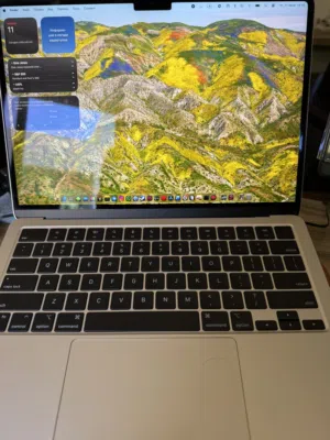Apple MacBook M2 battery 94% 8gb256ssd