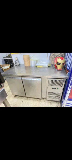 ثلاجه مطعم عرض للبيع