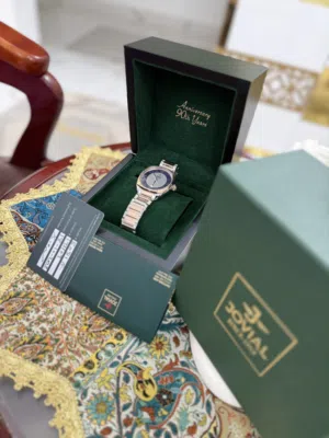 ساعة من ماركة ( جوفيال رجالية جديدة )