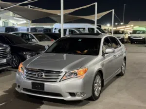 Used Toyota Avalon in Sharjah
